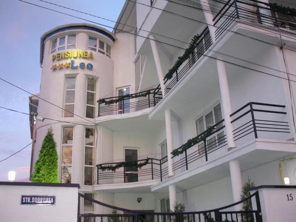 Pensiunea Leo Brasov Exterior photo